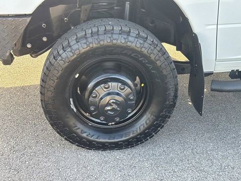Used 2024 RAM 3500 Tradesman AWD/4WD image 11