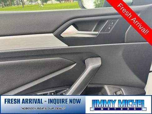 Used 2025 Volkswagen Jetta S FWD image 3