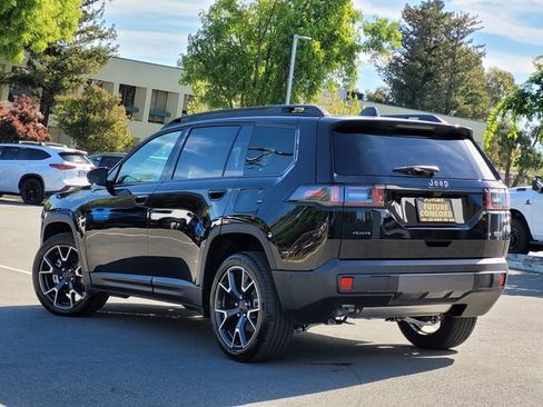 New 2026 Jeep Cherokee Overland image 5