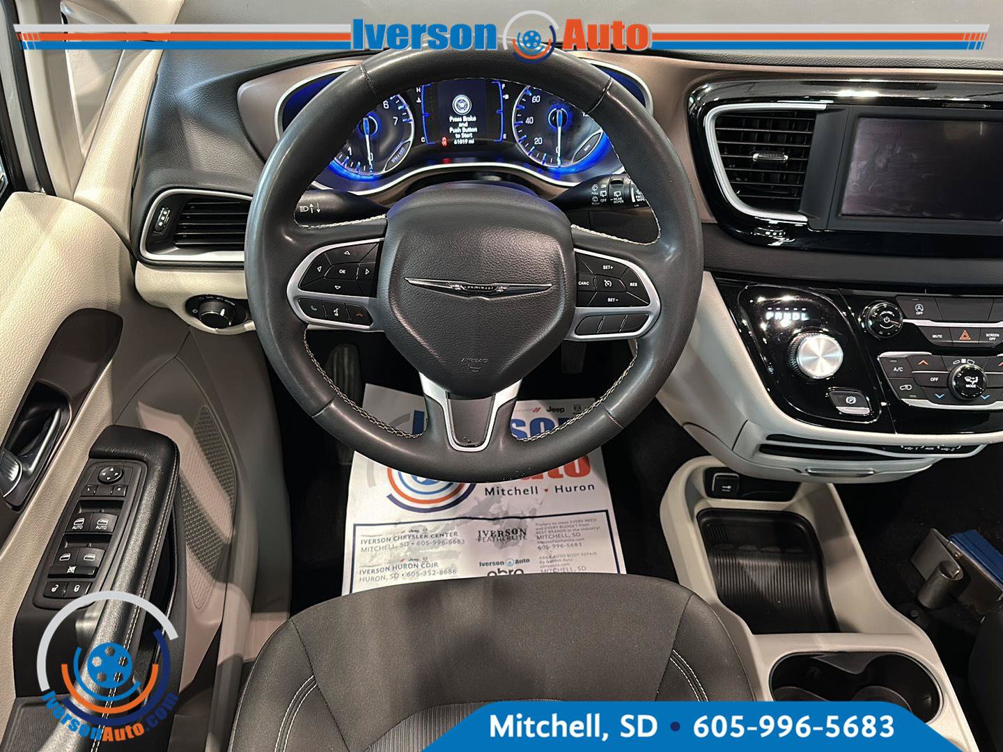 Used 2023 Chrysler Voyager LX FWD image 26
