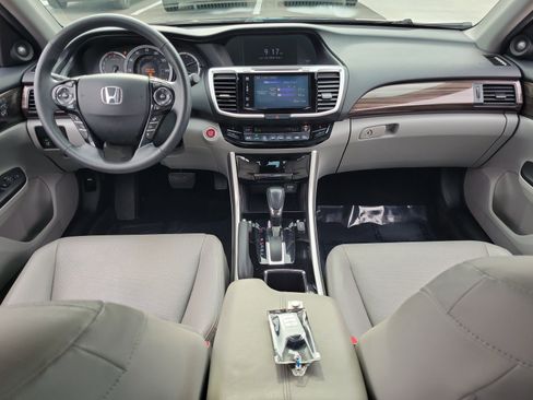 Used 2016 Honda Accord EX-L image 29