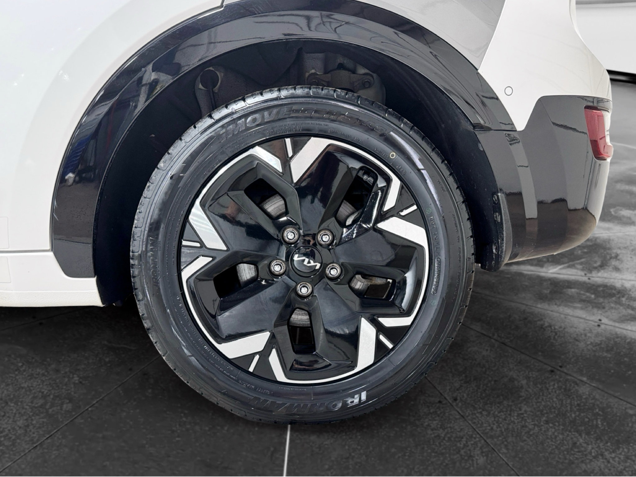 Used 2023 Kia Niro Wave FWD image 32
