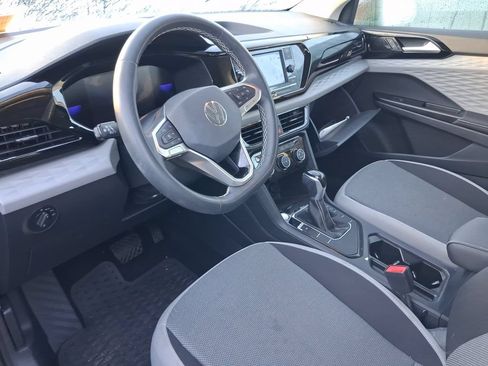 Used 2024 Volkswagen Taos S FWD image 4