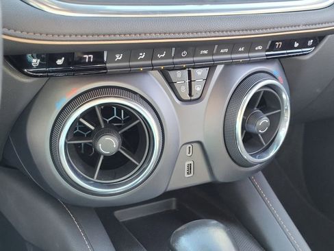 Used 2019 Chevrolet Blazer Premier w/ Sun and Wheels Package image 20