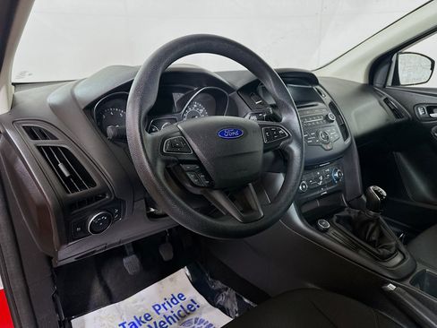 Used 2016 Ford Focus SE w/ Interior Protection Package image 9