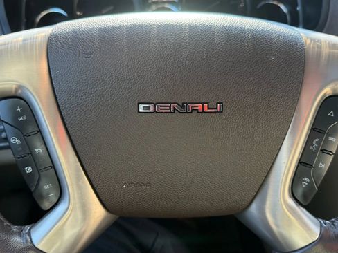 Used 2015 GMC Acadia Denali image 18