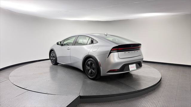 Used 2025 Toyota Prius LE FWD image 6