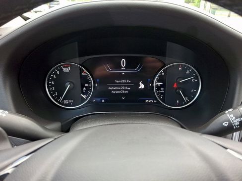 Used 2023 Buick Enclave Avenir w/ Avenir Technology Package AWD/4WD image 21