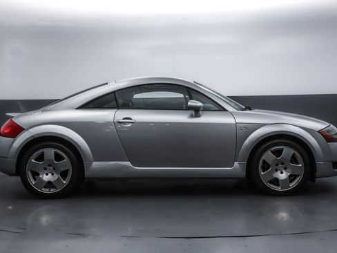Used 2001 Audi TT 1.8T AWD/4WD image 2