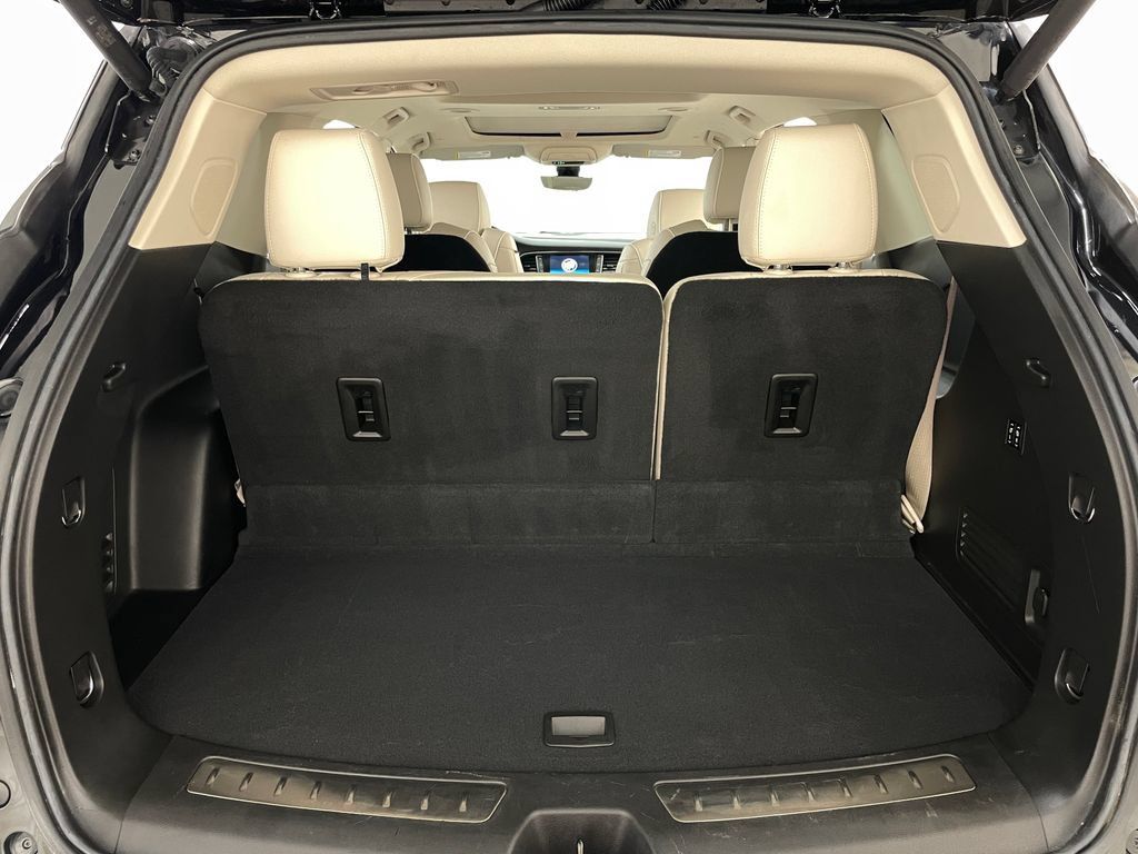 Certified 2022 Buick Enclave Avenir w/ Avenir Technology Package AWD/4WD image 49