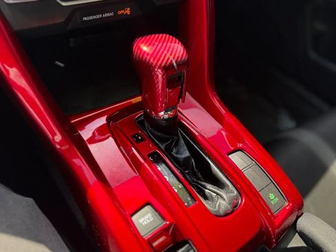 Used 2018 Honda Civic LX image 9