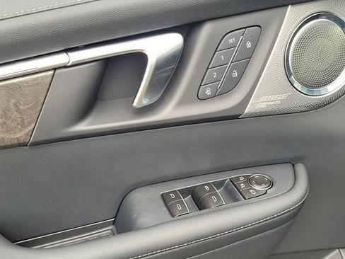 New 2026 Buick Enclave Avenir FWD image 24