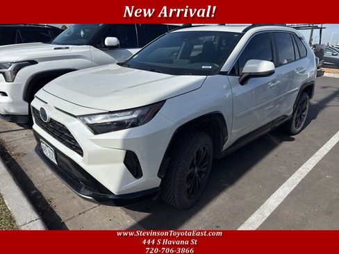 Used 2022 Toyota RAV4 SE w/ Convenience Package image 1