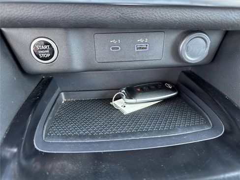 Used 2023 Nissan Rogue SV image 26