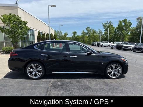 Used 2018 INFINITI Q70 L 3.7 AWD/4WD image 5