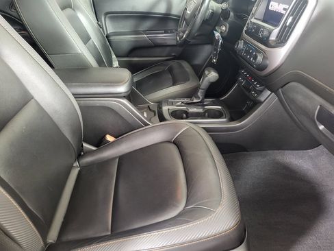 Used 2021 GMC Canyon AT4 w/ Driver Alert Package AWD/4WD image 12