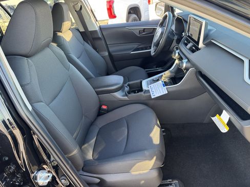 New 2025 Toyota RAV4 LE image 8