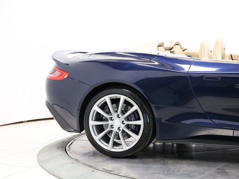Used 2016 Aston Martin Vanquish Volante RWD image 54