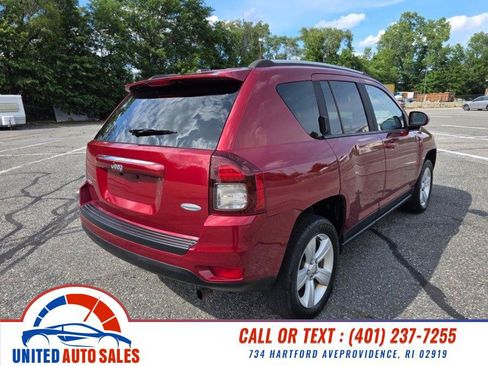 Used 2016 Jeep Compass Latitude AWD/4WD image 5