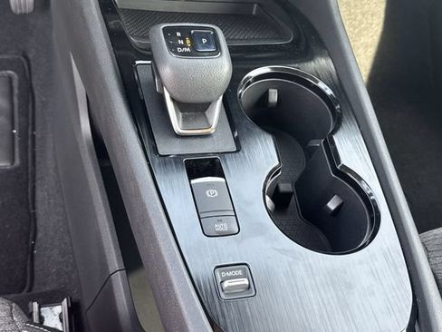 Used 2021 Nissan Rogue SV FWD image 16