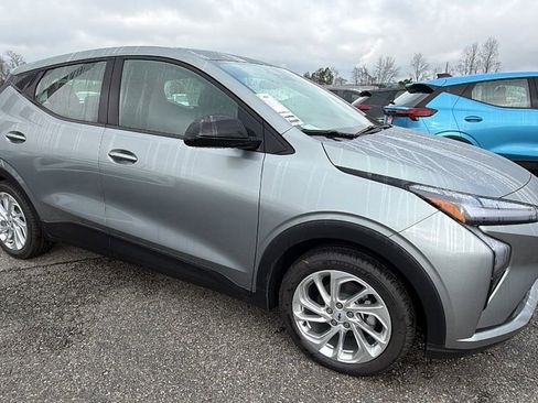 New 2027 Chevrolet Bolt LT w/ Comfort Package image 3