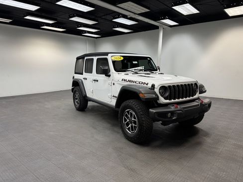 Used 2024 Jeep Wrangler Unlimited Rubicon w/ Convenience Group image 7