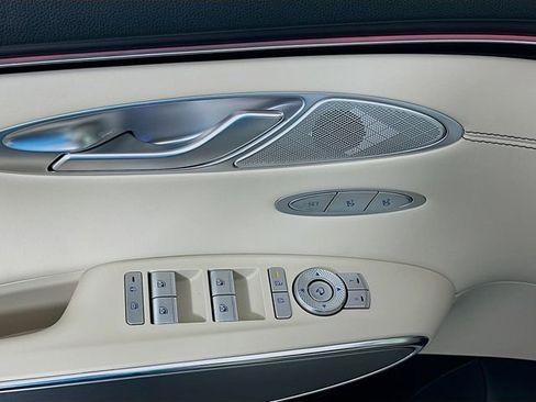 Certified 2026 Genesis GV70 2.5T Select image 18