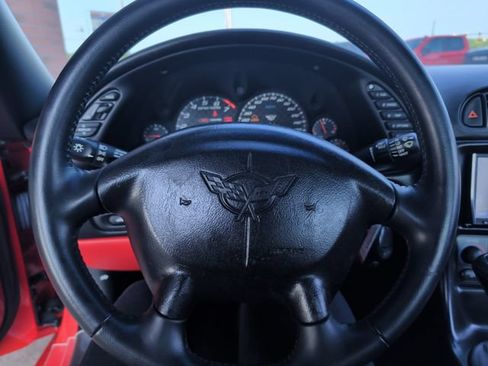 Used 2002 Chevrolet Corvette Z06 w/ Memory Pkg RWD image 15