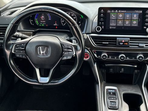 Used 2019 Honda Accord Touring image 14