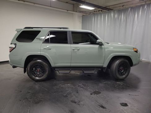 Used 2023 Toyota 4Runner TRD Off-Road Premium w/ Off Road Premium Plus Package image 9