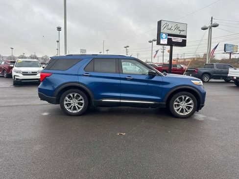 Used 2023 Ford Explorer Limited w/ Equipment Group 301A image 3