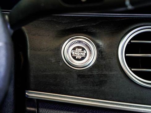 Used 2022 Mercedes-Benz E 350 Sedan image 25