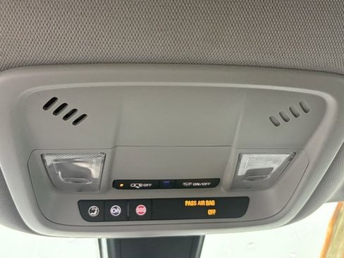 Used 2018 Chevrolet Malibu LT image 26