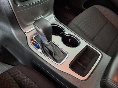 Used 2018 Jeep Grand Cherokee Laredo RWD image 18