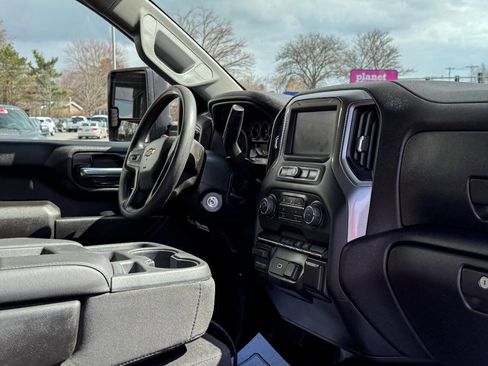 Used 2020 Chevrolet Silverado 3500 W/T w/ WT Convenience Package image 16