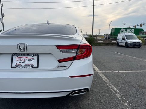 Used 2019 Honda Accord Sport image 10