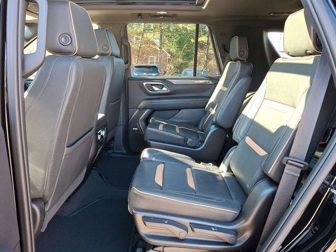 Used 2023 GMC Yukon AT4 image 20