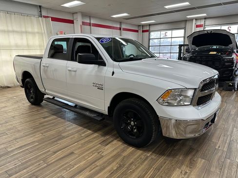 Used 2021 RAM 1500 Classic SLT image 6