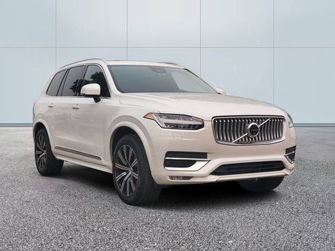 Certified 2024 Volvo XC90 B6 Plus w/ Protection Package Premier AWD/4WD image 3