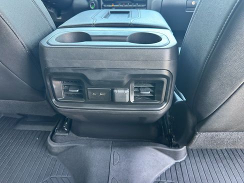 Used 2022 Chevrolet Silverado 1500 LT Trail Boss w/ LT Trail Boss Premium Package image 34