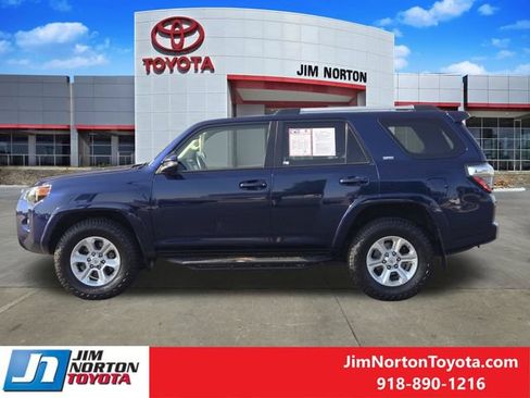 Used 2020 Toyota 4Runner SR5 Premium w/ Moonroof Package AWD/4WD image 5