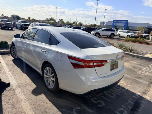 Used 2013 Toyota Avalon XLE Touring FWD image 2