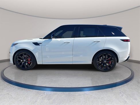 Certified 2025 Land Rover Range Rover Sport Dynamic SE image 8