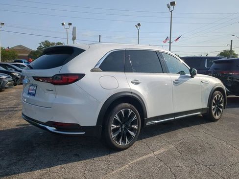 Used 2024 MAZDA CX-90 Plug-In Hybrid w/ Premium Pkg image 4