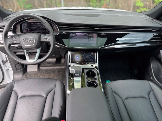 Used 2026 Audi Q8 Premium Plus AWD/4WD image 16