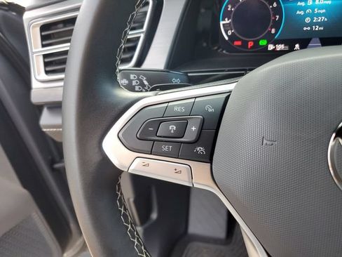 Used 2024 Volkswagen Atlas Cross Sport SE AWD/4WD image 28