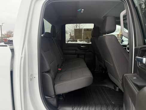 Used 2023 Chevrolet Silverado 3500 LT w/ Convenience Package image 17