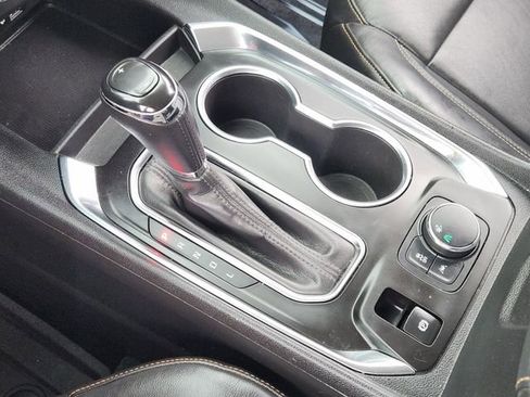 Used 2020 Chevrolet Traverse RS w/ LPO, Floor Liner Package FWD image 23
