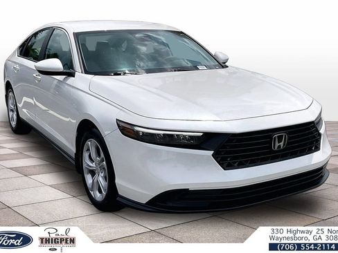 Used 2025 Honda Accord LX image 1