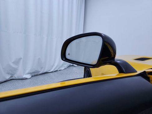 Used 2016 Mercedes-Benz AMG GT S w/ Exclusive Interior Package image 18